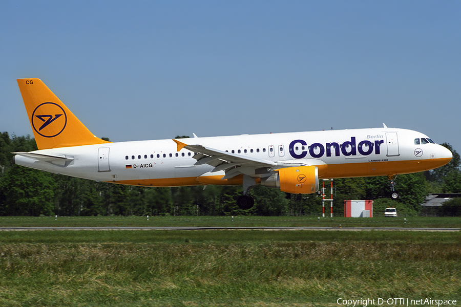 Condor Berlin Airbus A320-212 (D-AICG) | Photo 406058
