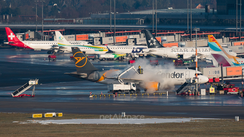 Condor Airbus A320-214 (D-AICR) at  Hamburg - Fuhlsbuettel (Helmut Schmidt), Germany