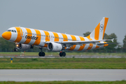 Condor Airbus A320-214 (D-AICU) at  Leipzig/Halle - Schkeuditz, Germany