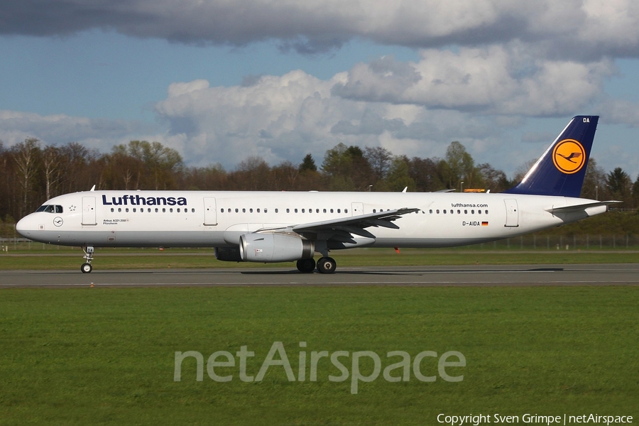 Lufthansa Airbus A321-231 (D-AIDA) | Photo 105710