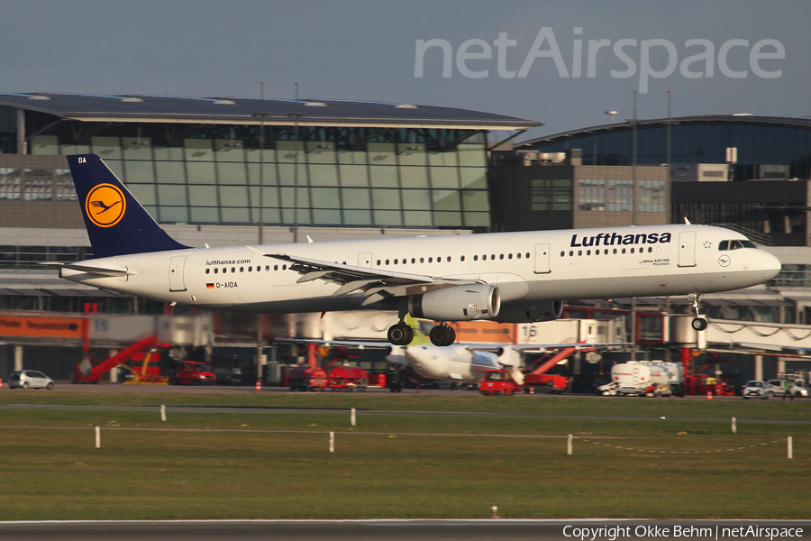 Lufthansa Airbus A321-231 (D-AIDA) | Photo 73930