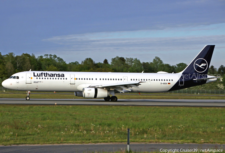Lufthansa Airbus A321-231 (D-AIDA) | Photo 360107