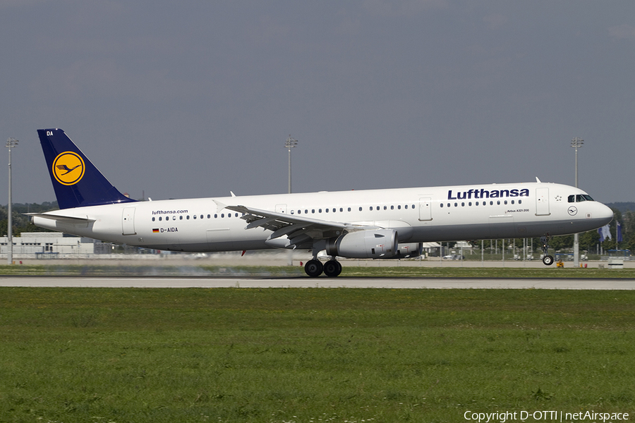 Lufthansa Airbus A321-231 (D-AIDA) | Photo 311894