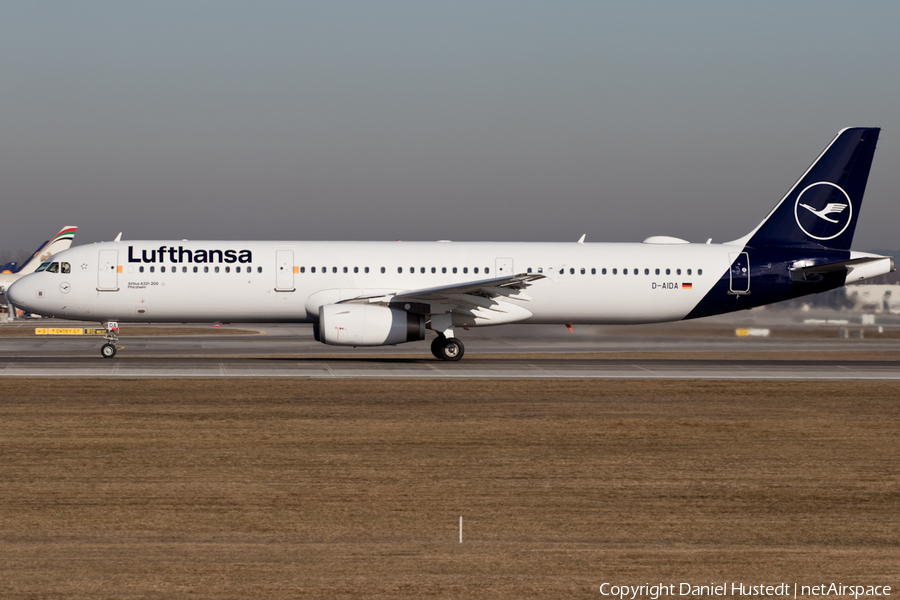 Lufthansa Airbus A321-231 (D-AIDA) | Photo 420337
