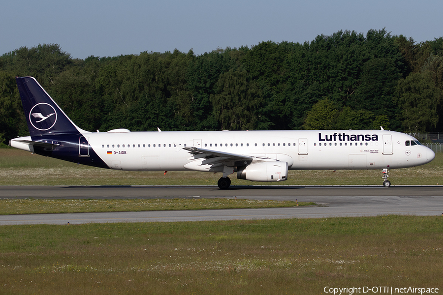 Lufthansa Airbus A321-231 (D-AIDB) | Photo 511915