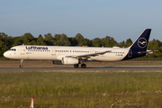 Lufthansa Airbus A321-231 (D-AIDB) at  Hamburg - Fuhlsbuettel (Helmut Schmidt), Germany