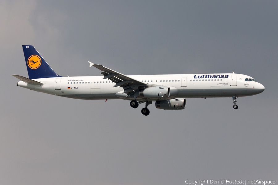 Lufthansa Airbus A321-231 (D-AIDB) | Photo 523086