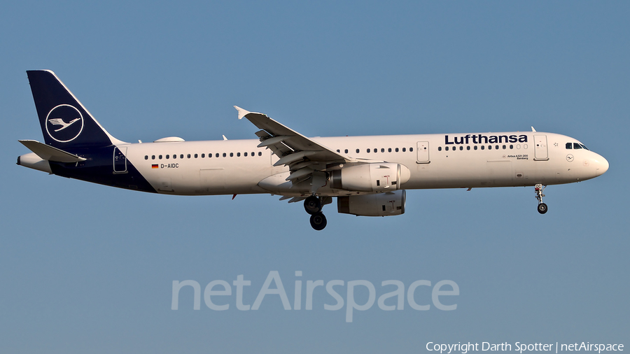 Lufthansa Airbus A321-231 (D-AIDC) | Photo 374349