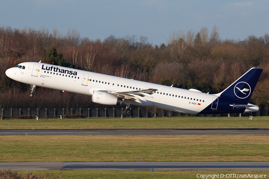 Lufthansa Airbus A321-231 (D-AIDC) | Photo 368129