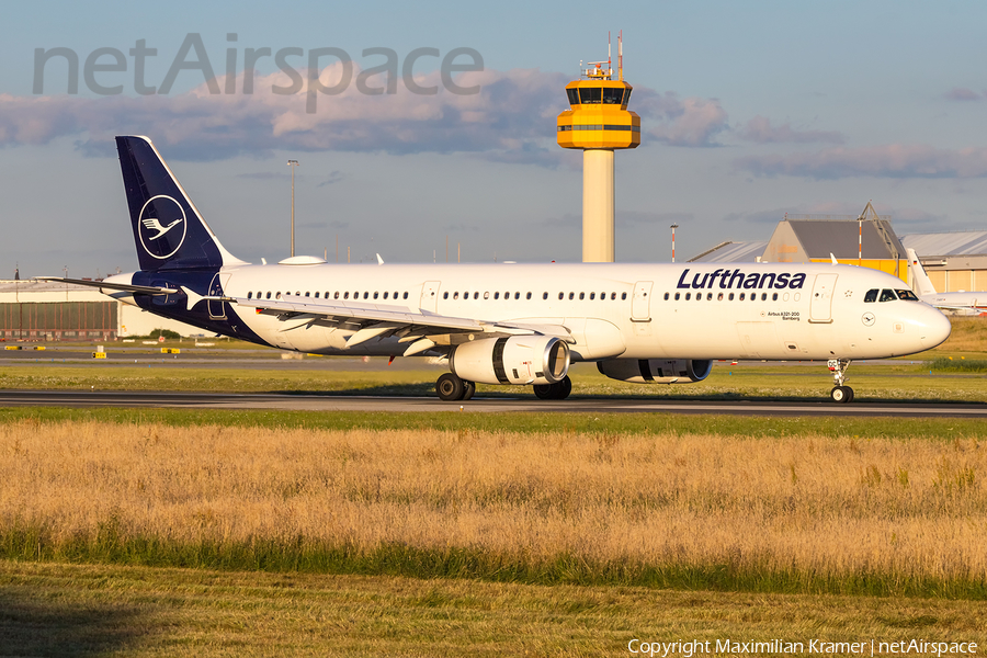 Lufthansa Airbus A321-231 (D-AIDC) | Photo 522033