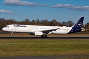 Lufthansa Airbus A321-231 (D-AIDC) at  Hamburg - Fuhlsbuettel (Helmut Schmidt), Germany