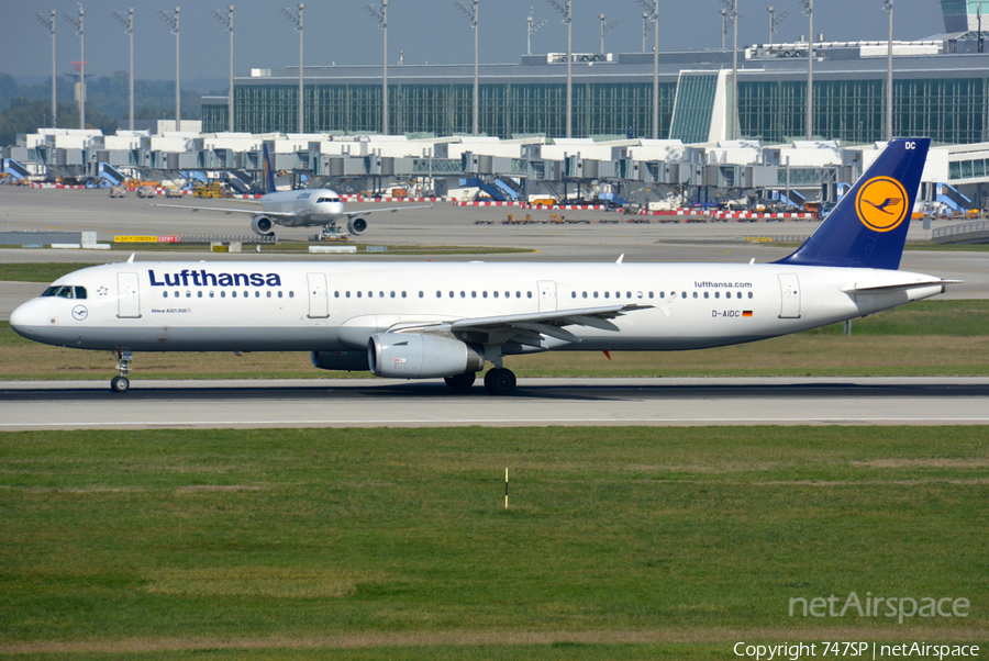 Lufthansa Airbus A321-231 (D-AIDC) | Photo 90129
