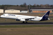Lufthansa Airbus A321-231 (D-AIDC) at  Berlin - Tegel, Germany