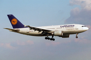 Lufthansa Express Airbus A310-304 (D-AIDC) at  Hamburg - Fuhlsbuettel (Helmut Schmidt), Germany