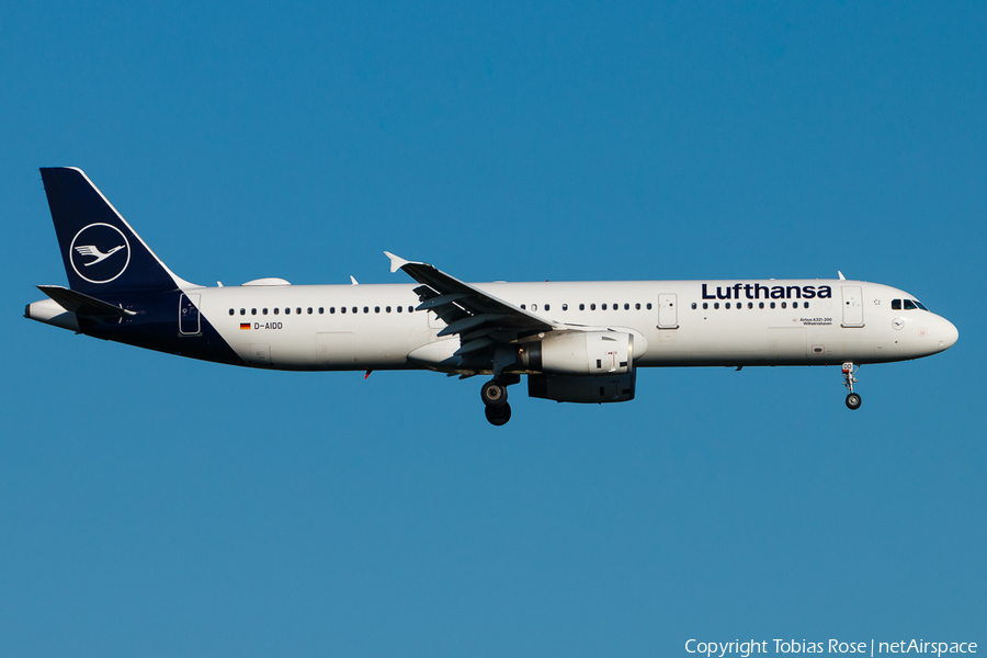 Lufthansa Airbus A321-231 (D-AIDD) | Photo 333492