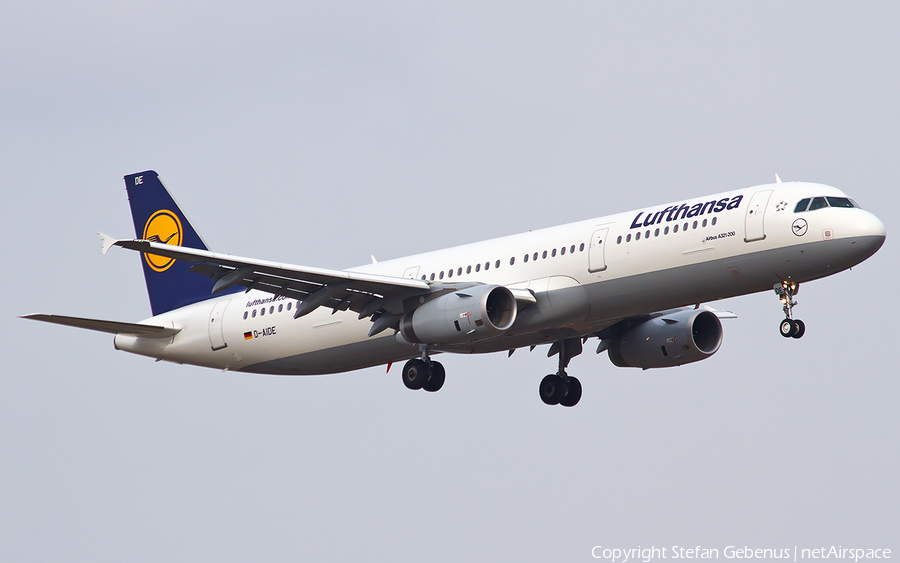 Lufthansa Airbus A321-231 (D-AIDE) | Photo 1477