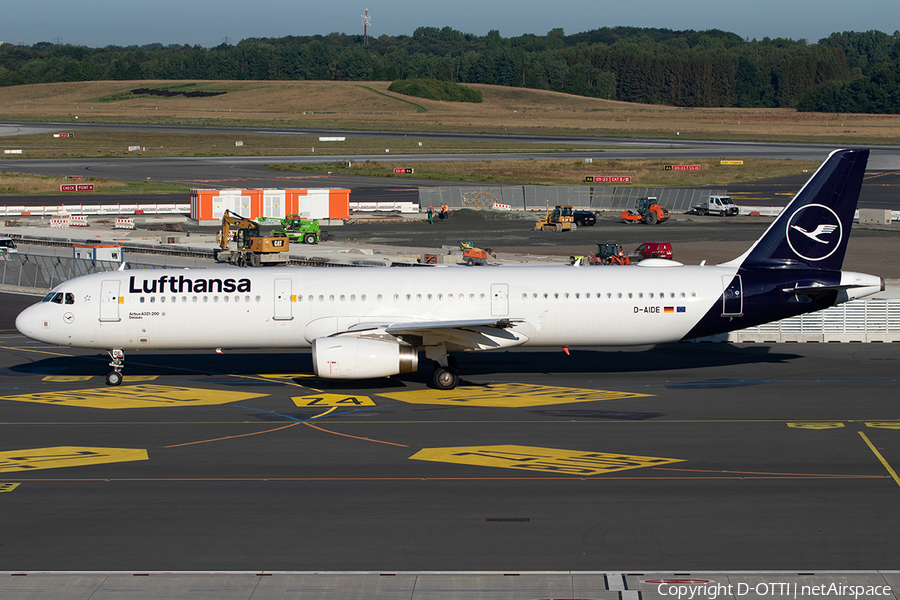 Lufthansa Airbus A321-231 (D-AIDE) | Photo 394473