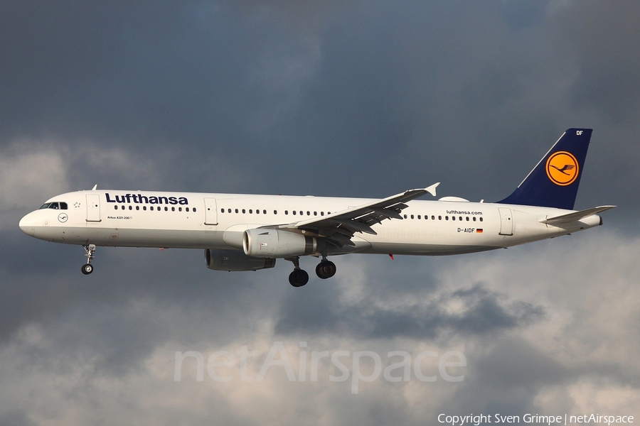 Lufthansa Airbus A321-231 (D-AIDF) | Photo 168977