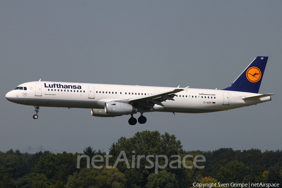 Lufthansa Airbus A321-231 (D-AIDF) | Photo 19695