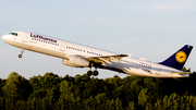 Lufthansa Airbus A321-231 (D-AIDF) at  Hamburg - Fuhlsbuettel (Helmut Schmidt), Germany