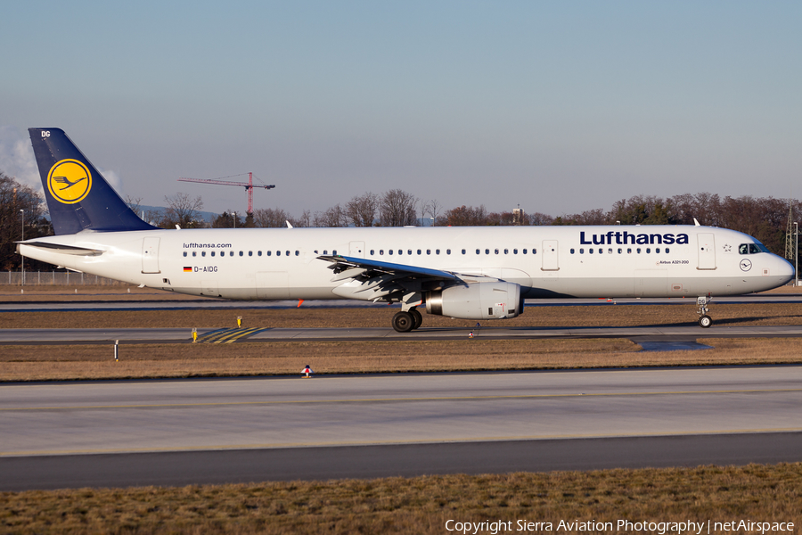 Lufthansa Airbus A321-231 (D-AIDG) | Photo 324548