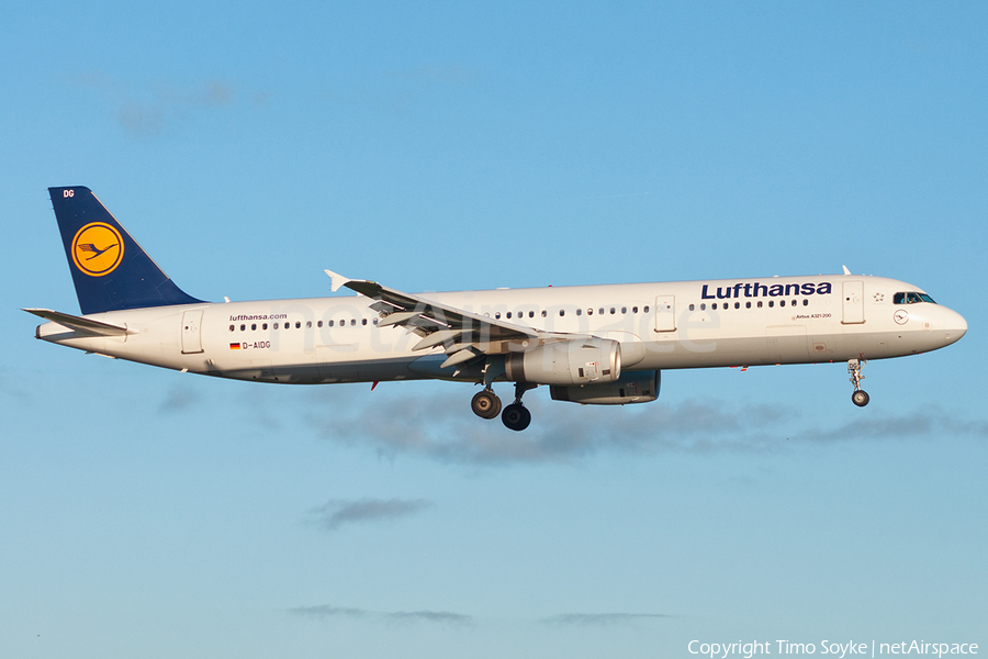 Lufthansa Airbus A321-231 (D-AIDG) | Photo 126695