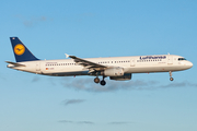 Lufthansa Airbus A321-231 (D-AIDG) at  Hamburg - Fuhlsbuettel (Helmut Schmidt), Germany