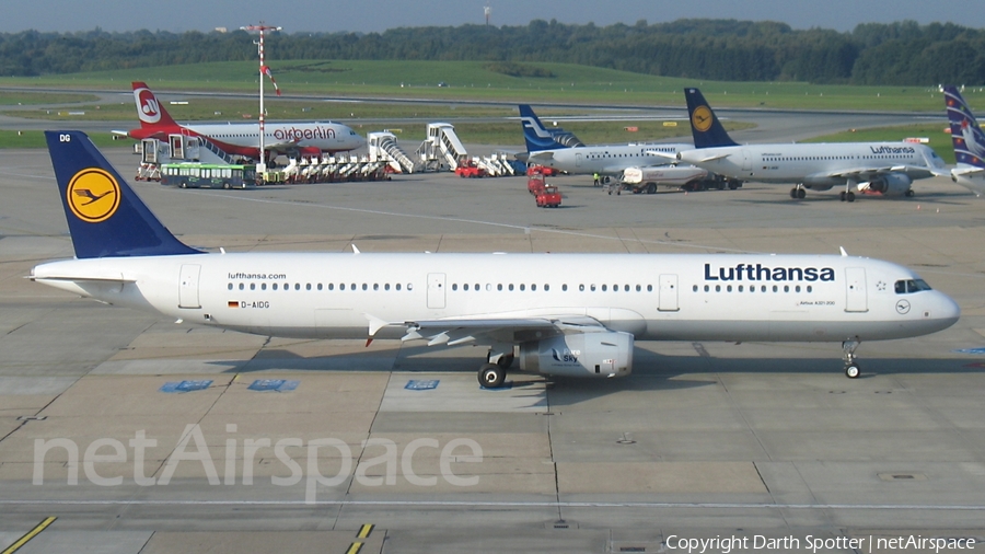 Lufthansa Airbus A321-231 (D-AIDG) | Photo 139973