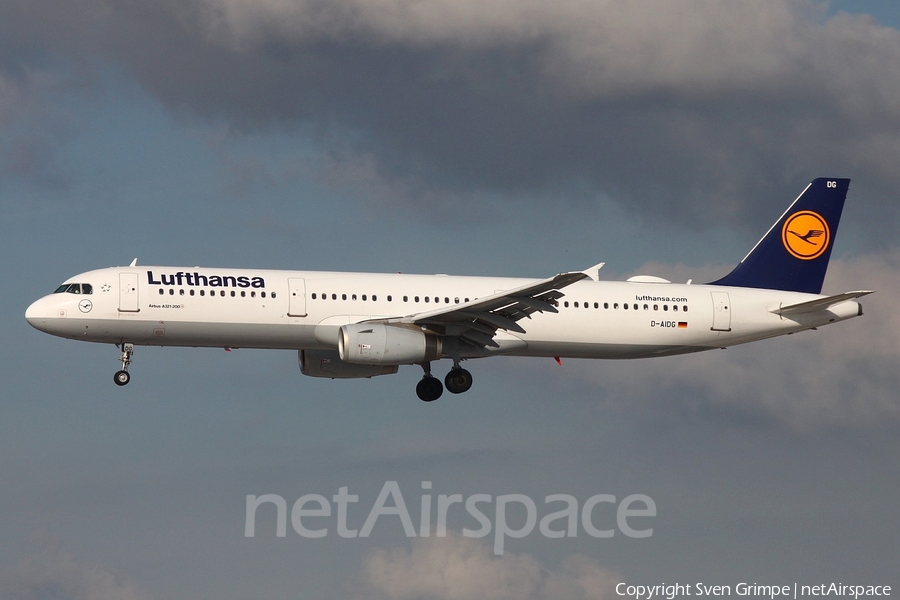 Lufthansa Airbus A321-231 (D-AIDG) | Photo 169144