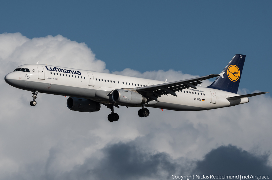 Lufthansa Airbus A321-231 (D-AIDG) | Photo 266254