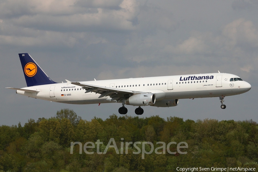 Lufthansa Airbus A321-231 (D-AIDG) | Photo 381771