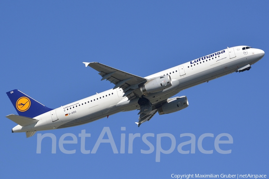 Lufthansa Airbus A321-231 (D-AIDG) | Photo 111481