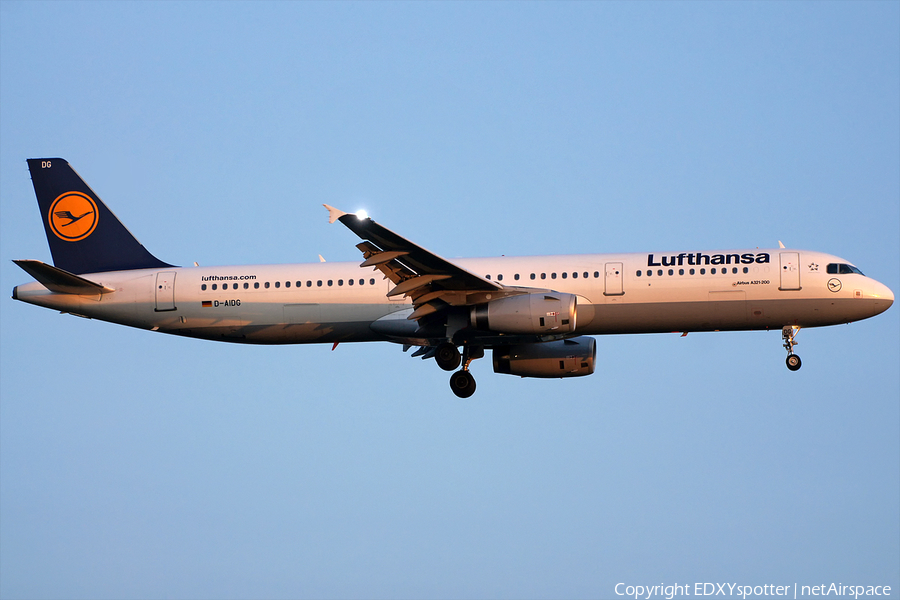 Lufthansa Airbus A321-231 (D-AIDG) | Photo 276107