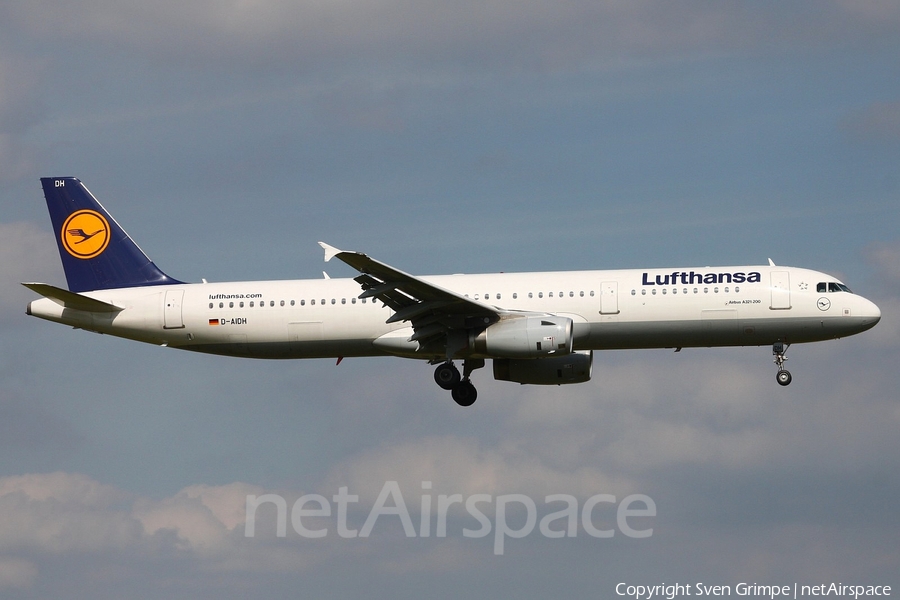 Lufthansa Airbus A321-231 (D-AIDH) | Photo 19648