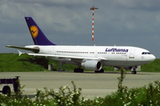 Lufthansa Airbus A310-304 (D-AIDI) at  Hamburg - Fuhlsbuettel (Helmut Schmidt), Germany