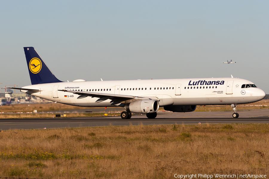 Lufthansa Airbus A321-231 (D-AIDI) | Photo 352299