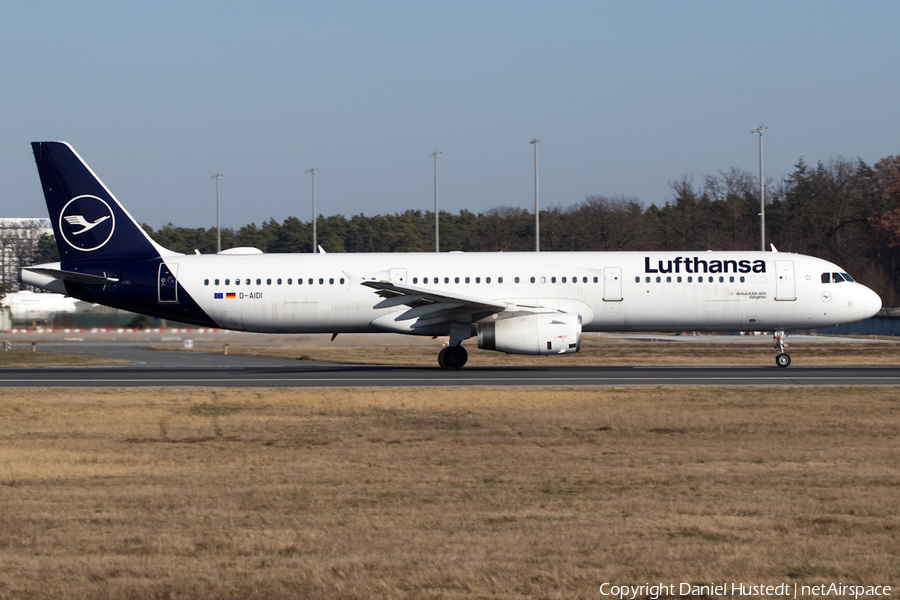 Lufthansa Airbus A321-231 (D-AIDI) | Photo 500405