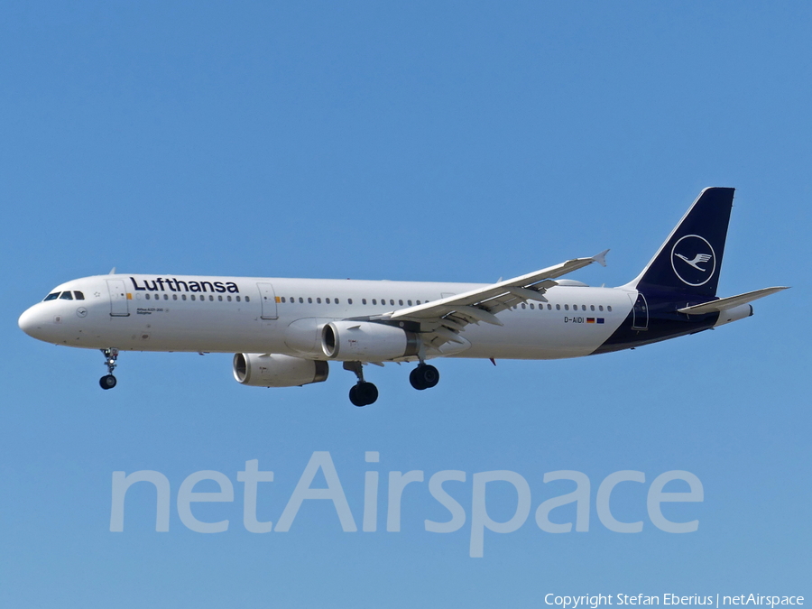Lufthansa Airbus A321-231 (D-AIDI) | Photo 516497