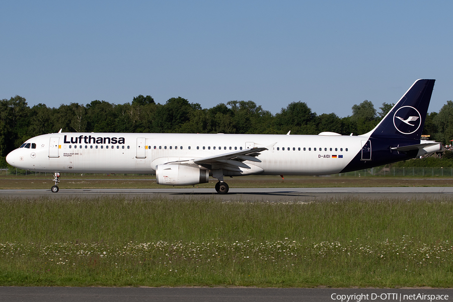 Lufthansa Airbus A321-231 (D-AIDI) | Photo 510817