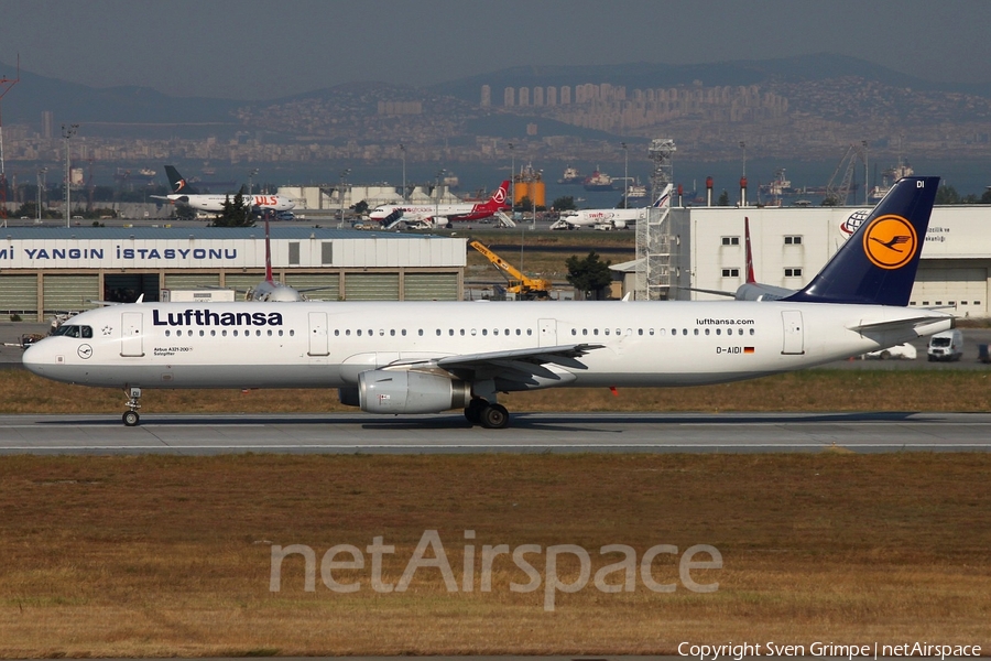 Lufthansa Airbus A321-231 (D-AIDI) | Photo 82432