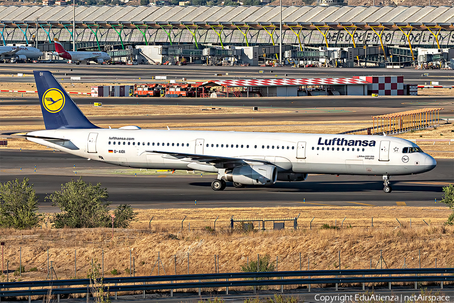 Lufthansa Airbus A321-231 (D-AIDI) | Photo 353426