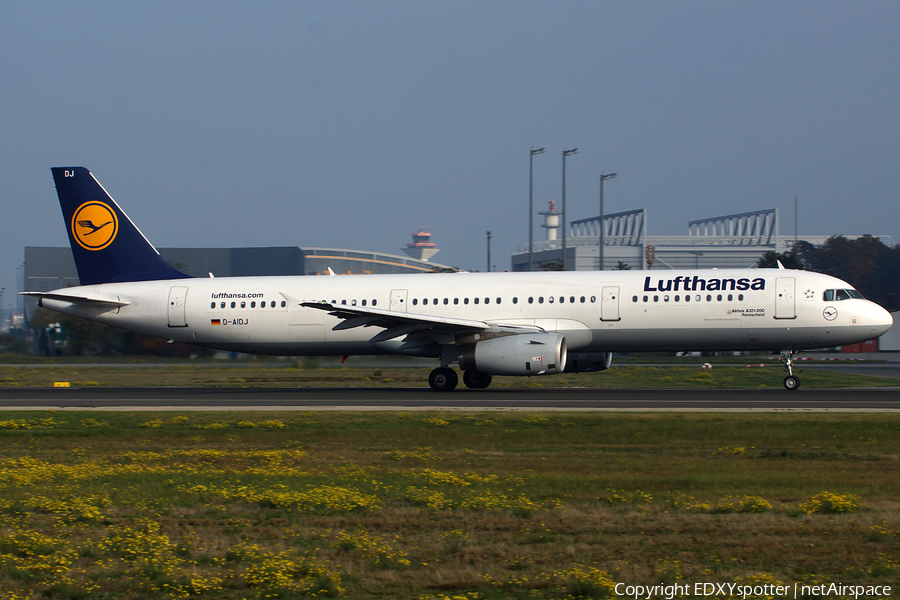 Lufthansa Airbus A321-231 (D-AIDJ) | Photo 382791