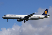 Lufthansa Airbus A321-231 (D-AIDJ) at  Hannover - Langenhagen, Germany