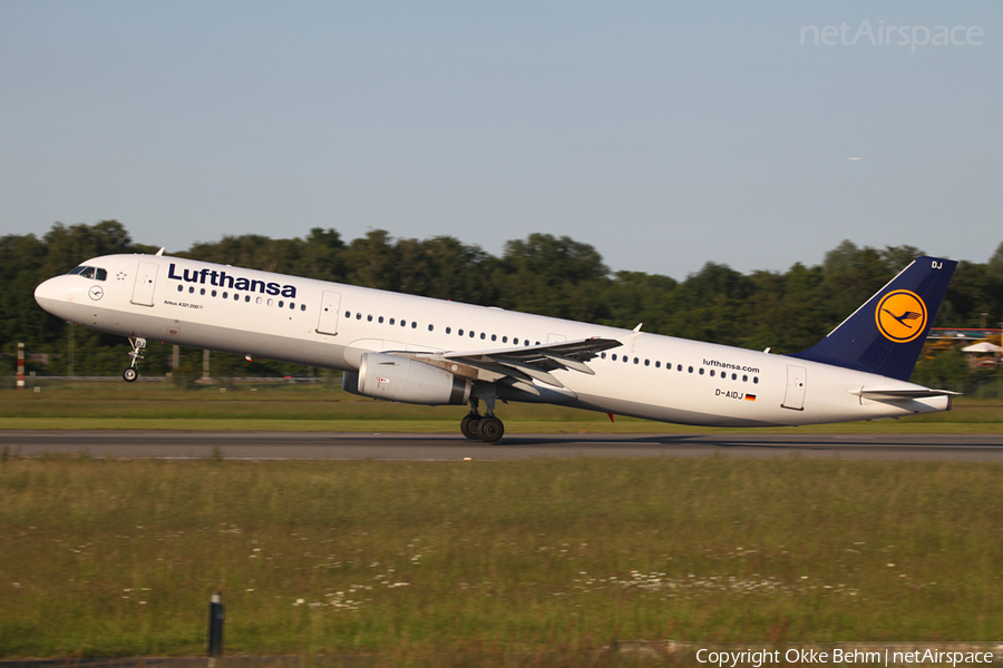 Lufthansa Airbus A321-231 (D-AIDJ) | Photo 42960