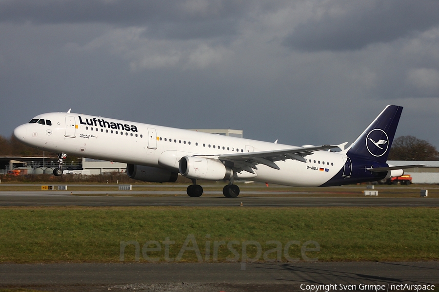 Lufthansa Airbus A321-231 (D-AIDJ) | Photo 564758