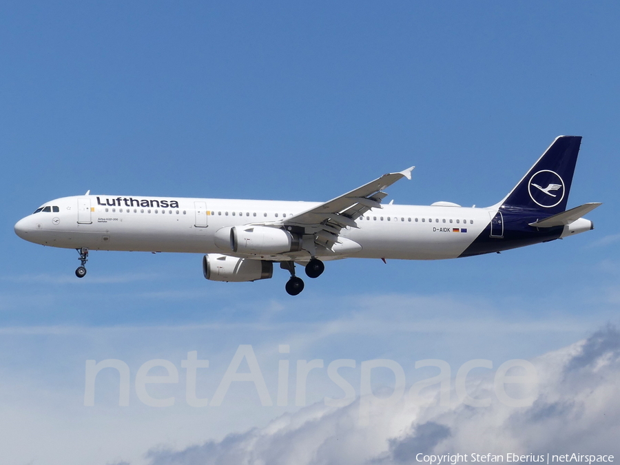Lufthansa Airbus A321-231 (D-AIDK) | Photo 393146