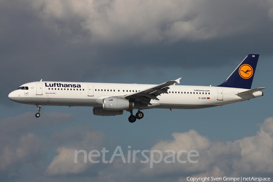Lufthansa Airbus A321-231 (D-AIDK) | Photo 170060
