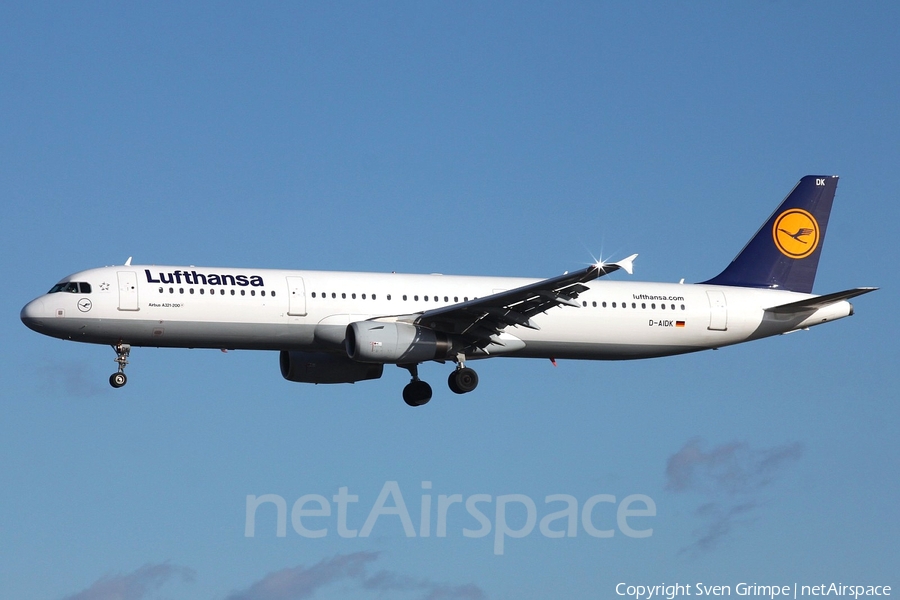 Lufthansa Airbus A321-231 (D-AIDK) | Photo 17777