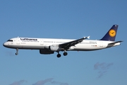 Lufthansa Airbus A321-231 (D-AIDK) at  Hamburg - Fuhlsbuettel (Helmut Schmidt), Germany