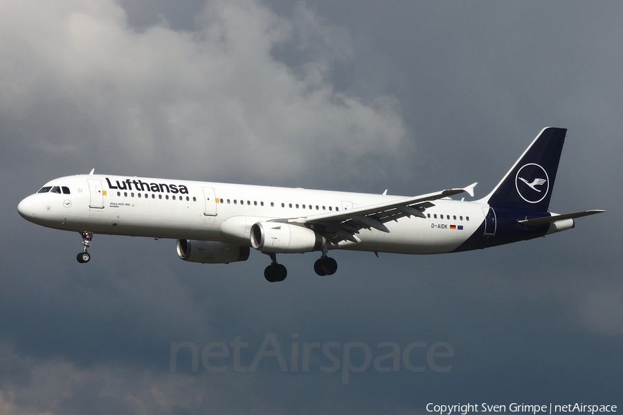 Lufthansa Airbus A321-231 (D-AIDK) | Photo 529688